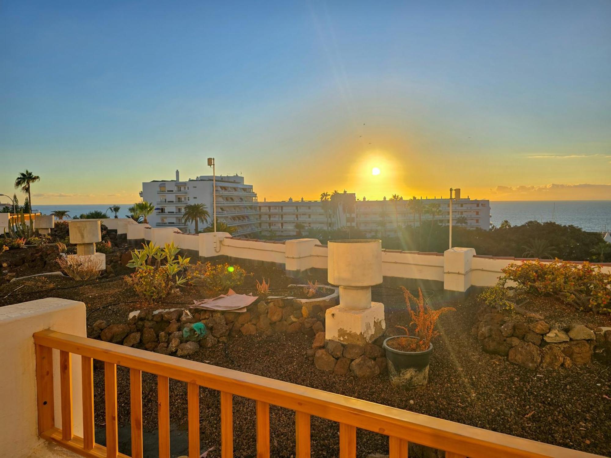 Aqua Sun Los Geranios By Helloapartments Costa Adeje  Exteriér fotografie