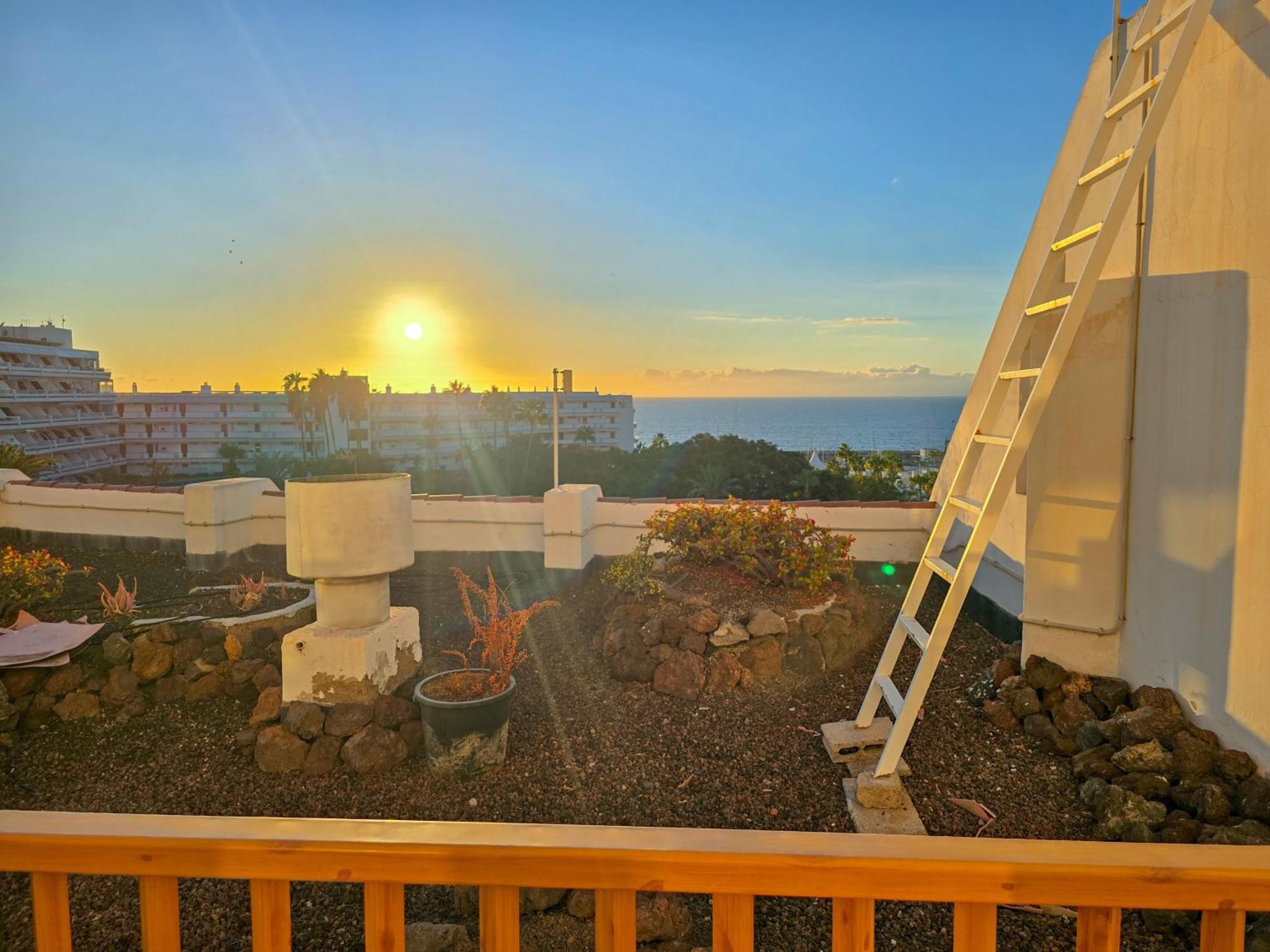 Aqua Sun Los Geranios By Helloapartments Costa Adeje  Exteriér fotografie